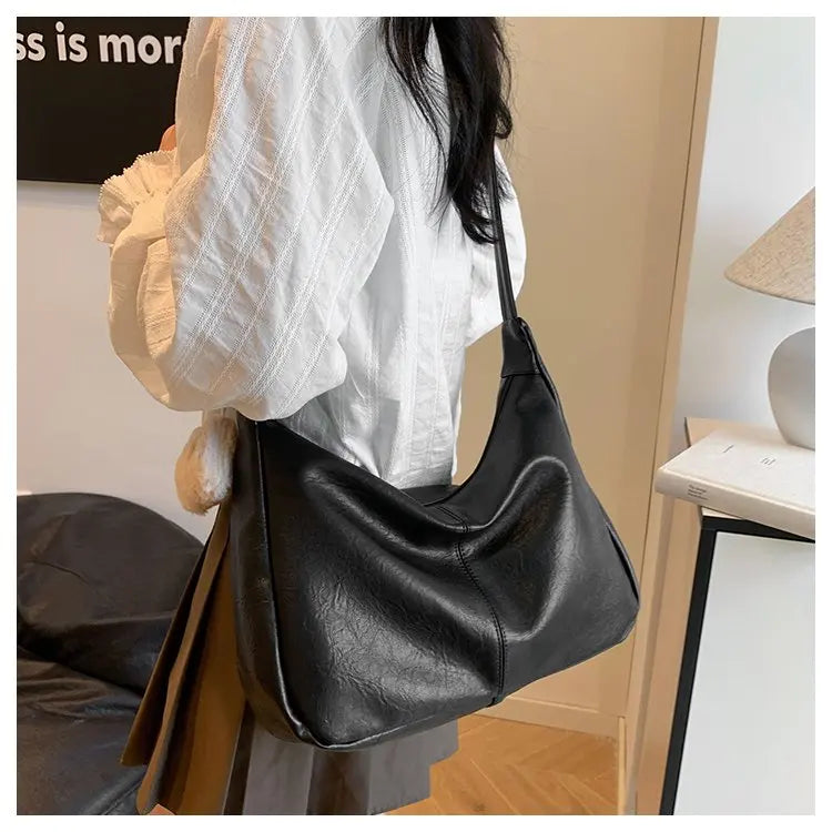 Classic Shopper Shoulder Bag