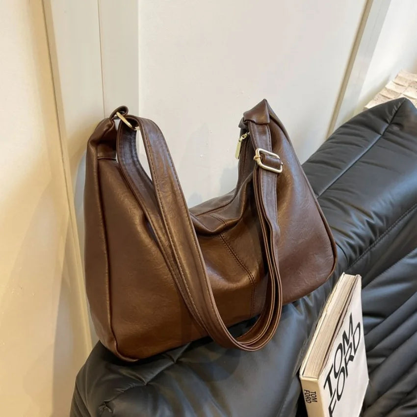 Classic Shopper Shoulder Bag