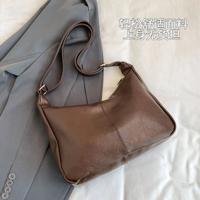 Classic Shopper Shoulder Bag