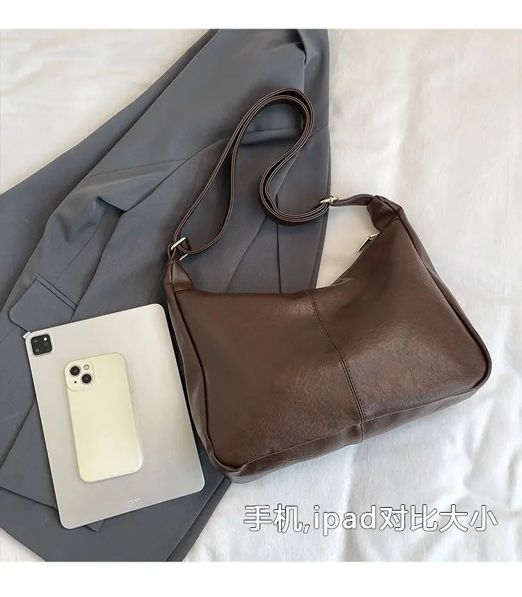 Classic Shopper Shoulder Bag